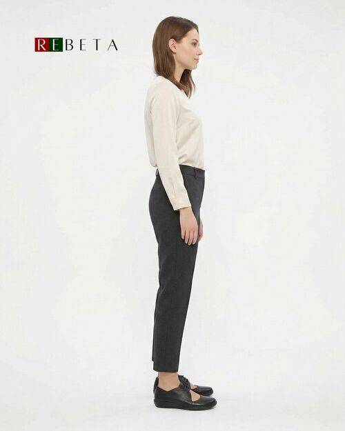 REBETA Deri Kadın Pencere Detaylı Siyah Ayakkabı