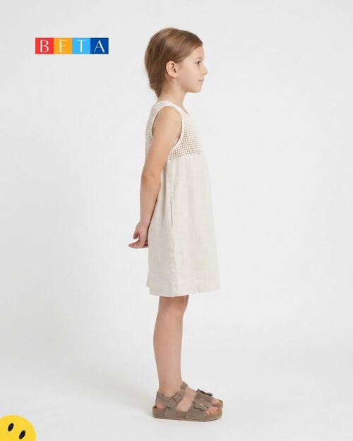 BETA Kids Kız Çocuk Çiçek Detaylı Tokalı Vizon Süet Sandalet